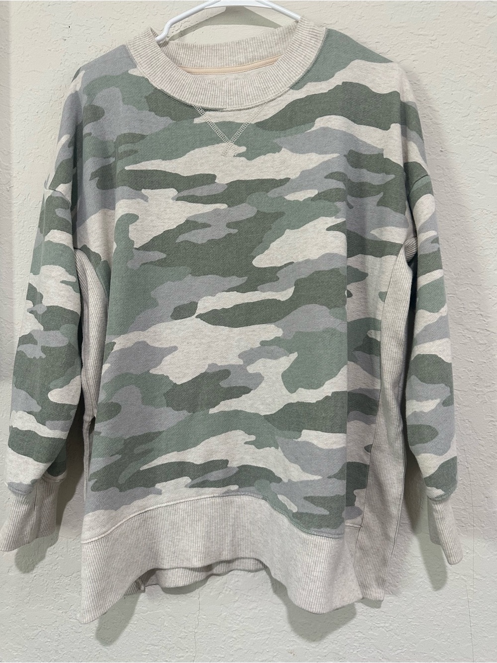 aerie Camo Crewneck Sweater - Green & Gray